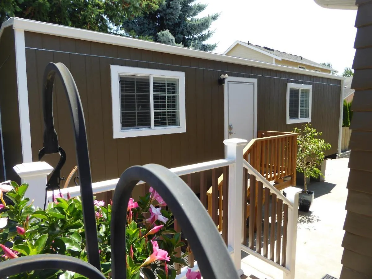 Sweet Tiny House Apartment Kent
