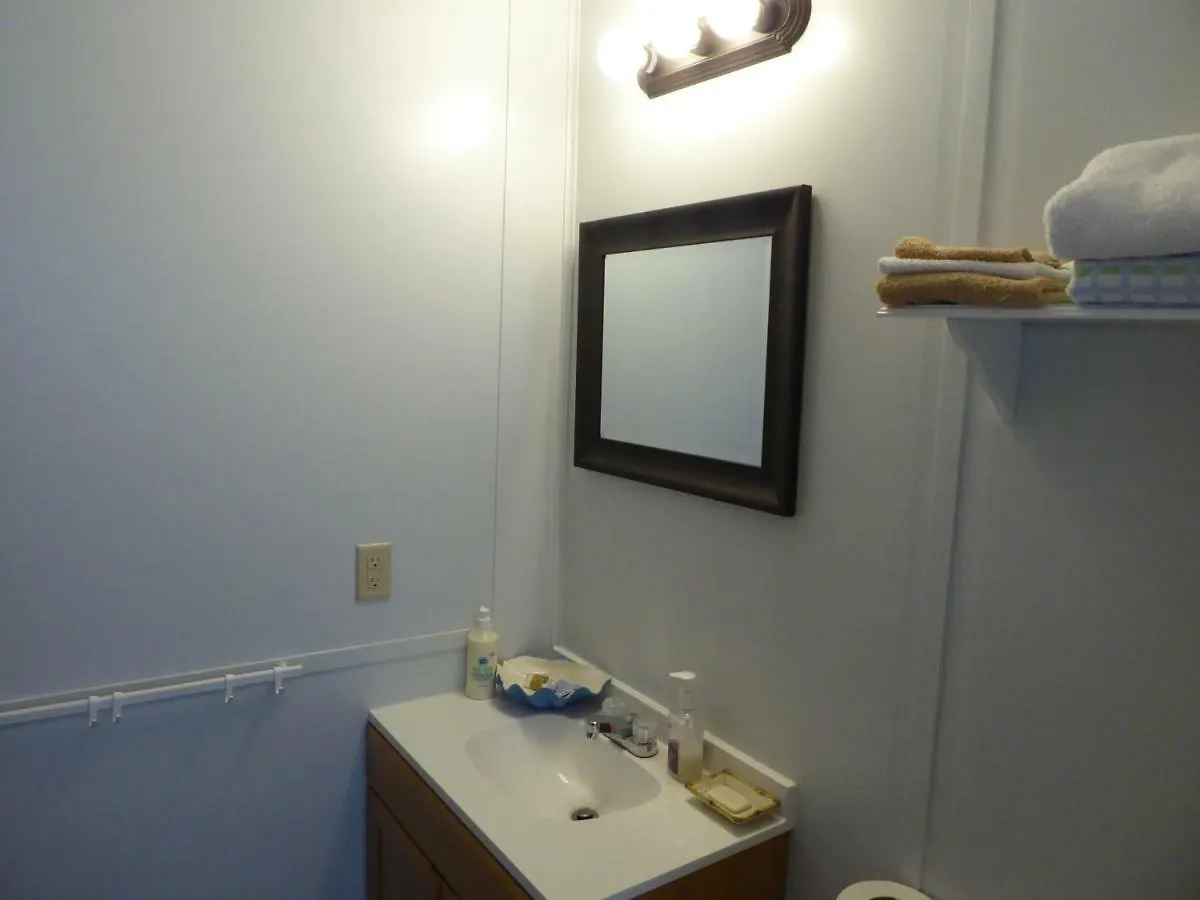 Sweet Tiny House Apartment Kent